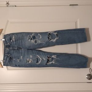 American eagle deconstructed jeans